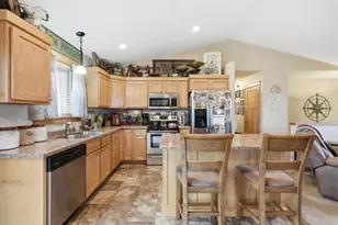 1542 Ponderosa Ln, New Richmond, WI 54017 - Photo 8