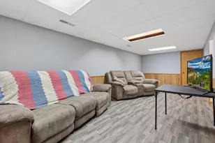 908 Pleasantview Dr SE, Willmar, MN 56201 - Photo 26