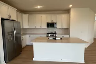 7676 Lotus Ln, Lino Lakes, MN 55014 - Photo 2