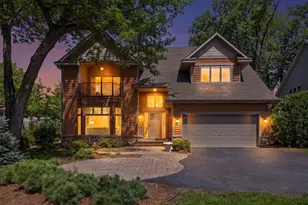4660 Island View Dr, Mound, MN 55364 - Photo 2
