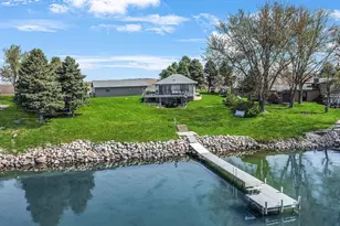 46 N Shore Dr, Garvin, MN 56132 - Photo 2