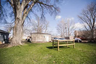 107 E 4th St, Morris, MN 56267 - Photo 4