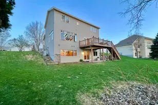 641 Aspen Ave, Red Wing, MN 55066 - Photo 6