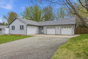 1730 Wisconsin St, River Falls, WI 54022 - Photo 4