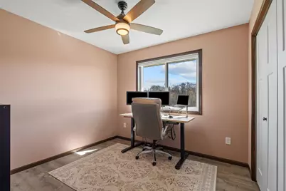 375 29th Avenue SE, Saint Cloud, MN 56304 - Photo 16