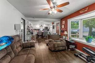 820 N 6th St, Montevideo, MN 56265 - Photo 10