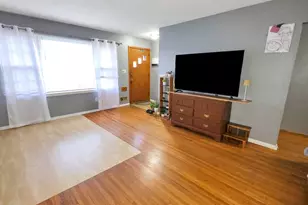 435 Hoyt Ave E, Saint Paul, MN 55130 - Photo 6