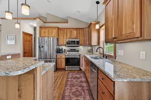 3940 Creek View Ln SW, Rochester, MN 55902 - Photo 10
