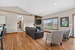 3940 Creek View Ln SW, Rochester, MN 55902 - Photo 6