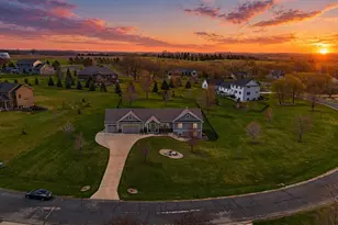 3940 Creek View Ln SW, Rochester, MN 55902 - Photo 2