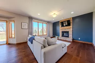 25164 Lincoln Dr NE, Isanti, MN 55040 - Photo 14