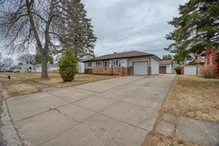 308 Hampshire Dr, Hoyt Lakes, MN 55750 - Photo 34