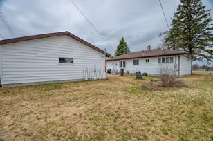 308 Hampshire Dr, Hoyt Lakes, MN 55750 - Photo 30
