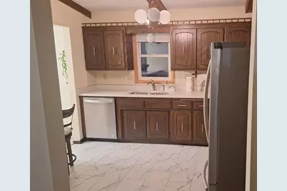 8106 Groveland Road, Mounds View, MN 55112 - Photo 8
