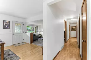 933 5th St W, Hastings, MN 55033 - Photo 14