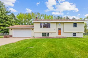 15133 Taylor St NE, Ham Lake, MN 55304 - Photo 2