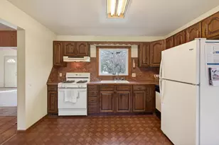 2470 South Avenue E, North Saint Paul, MN 55109 - Photo 12