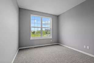 11791 Upper 31st St N, Lake Elmo, MN 55042 - Photo 4