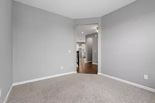 11791 Upper 31st St N, Lake Elmo, MN 55042 - Photo 4