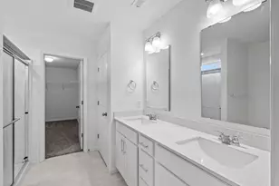 11791 Upper 31st St N, Lake Elmo, MN 55042 - Photo 12