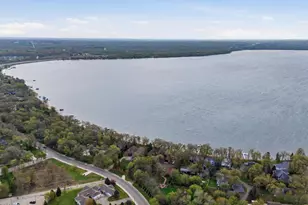 633 N Shore Dr, Detroit Lakes, MN 56501 - Photo 58