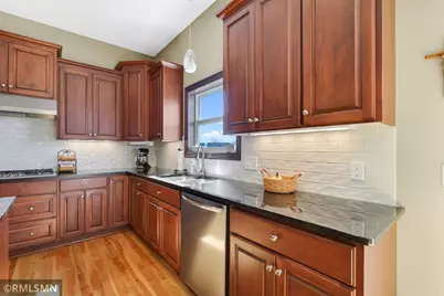 18950 Iden Avenue, Lakeville, MN 55044 - Photo 10