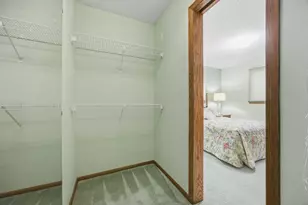327 10th Ave S, Fargo,  58103 - Photo 18