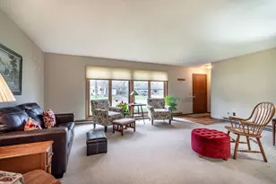 740 Springen Ave, Fergus Falls, MN 56537 - Photo 6