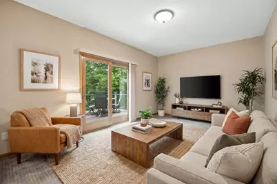 8290 W Lake Court, Chanhassen, MN 55317 - Photo 14