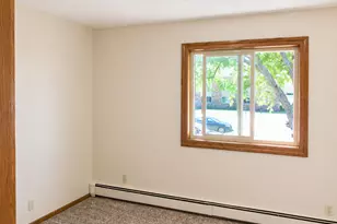 1515 Darling Dr, Worthington, MN 56187 - Photo 4