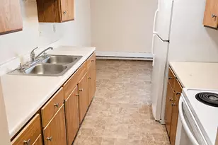 1515 Darling Dr, Worthington, MN 56187 - Photo 2