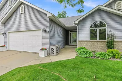 112021 Hidden Creek Place, Chaska, MN 55318 - Photo 46