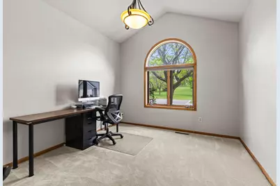 112021 Hidden Creek Place, Chaska, MN 55318 - Photo 26
