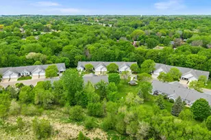 112021 Hidden Creek Pl, Chaska, MN 55318 - Photo 50