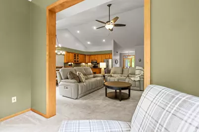 112021 Hidden Creek Place, Chaska, MN 55318 - Photo 18