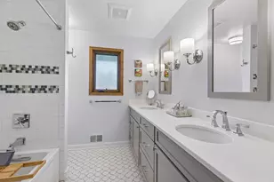 1847 Faro Ln, Mendota Heights, MN 55118 - Photo 50