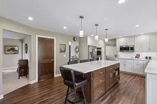 1847 Faro Ln, Mendota Heights, MN 55118 - Photo 16