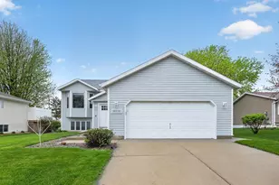 5511 23rd Ave NW, Rochester, MN 55901 - Photo 2