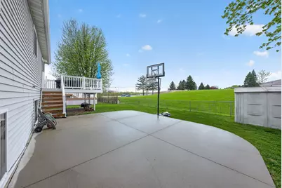 5511 23rd Avenue NW, Rochester, MN 55901 - Photo 8