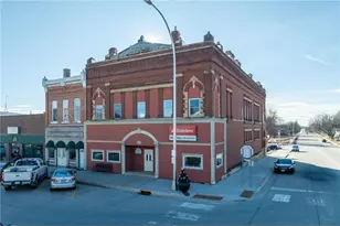 138 N Main St, Janesville, MN 56048 - Photo 1