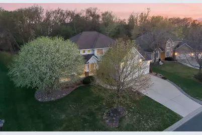 9086 Wildwood Circle, Shakopee, MN 55379 - Photo 2