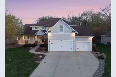 9086 Wildwood Circle, Shakopee, MN 55379 - Photo 6