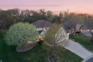 9086 Wildwood Cir, Shakopee, MN 55379 - Photo 14