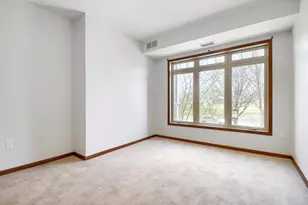 3251 Louisiana Ave S, Saint Louis Park, MN 55426 - Photo 16