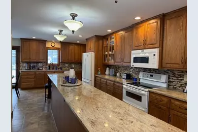 728 5th Street NW, Clara City, MN 56222 - Photo 8