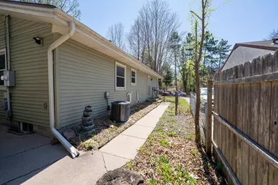 1659 Case Avenue, Saint Paul, MN 55106 - Photo 16