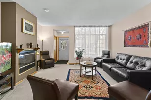 526 Lovell Ave, Roseville, MN 55113 - Photo 6