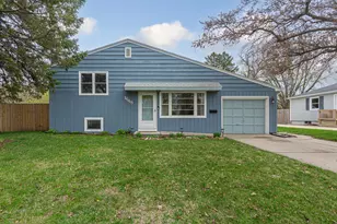 1648 2nd Ave NE, Rochester, MN 55906 - Photo 2