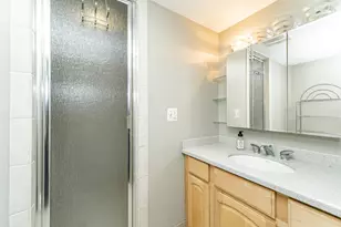 12407 Oak Lodge Ln NE, Rochester, MN 55906 - Photo 14