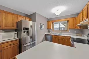 5405 Orleans Ln N, Plymouth, MN 55442 - Photo 16